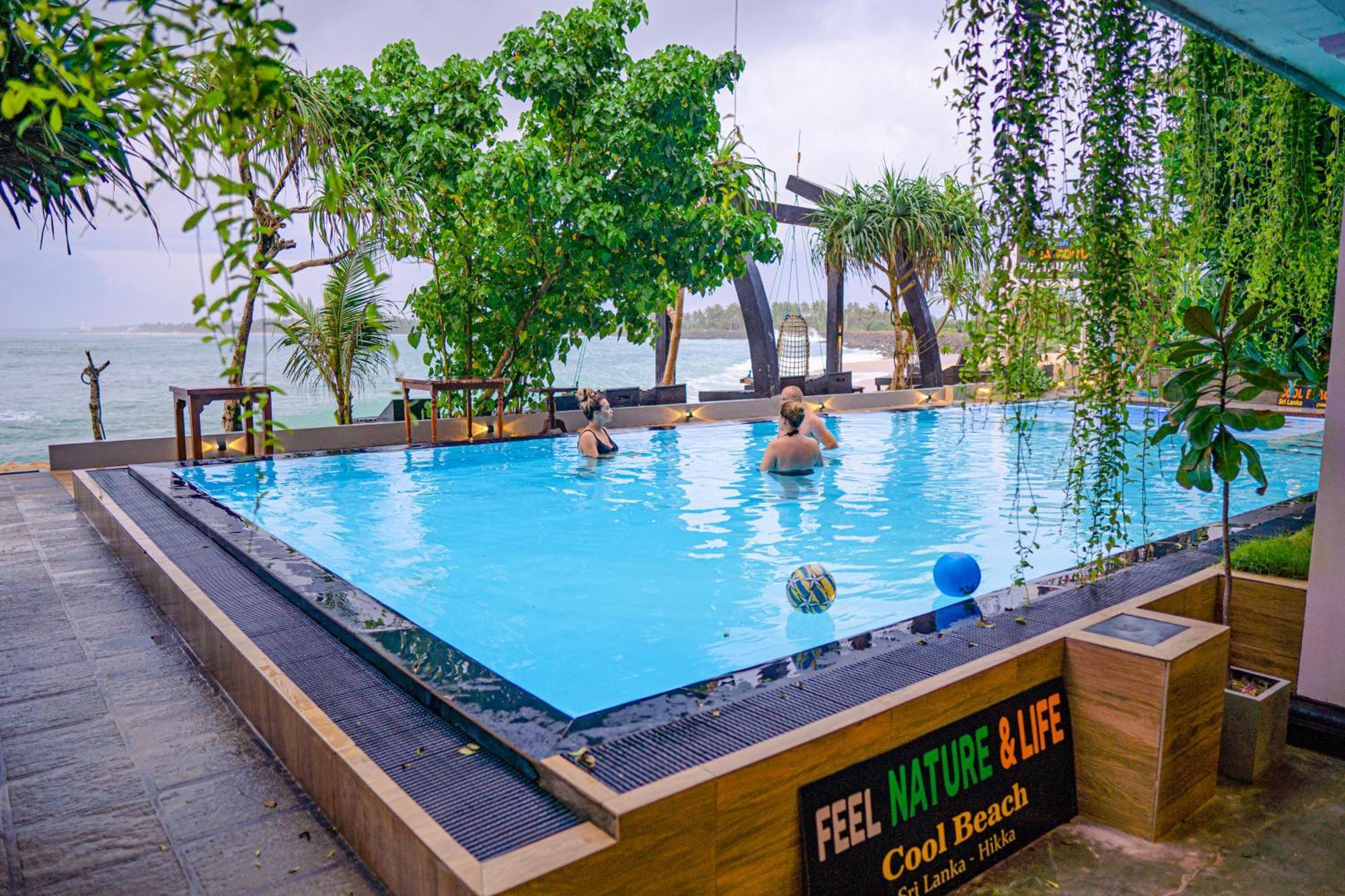Cool Beach Hotel Хіккадува Екстер'єр фото